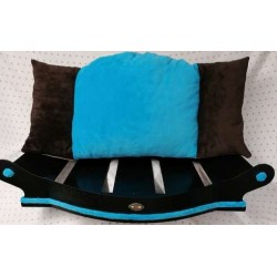 fauteuil pour  grand chien  avec coussin turquoise et marron