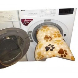 lavage en machine du coussin du canape fauteuil marron clair pour chat ou petit chien