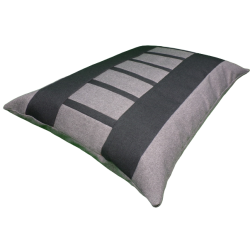 coussins déhoussables pour chien de très belle manufacture fait avec des tissus gris et anthracite