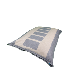 deux faces pour un coussin déhoussable pour chien c'est bien pour la monotonie