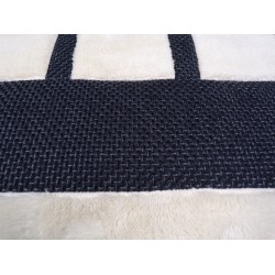 panier ,coussin & couchage déhoussable pour chien et chat  écru et noir