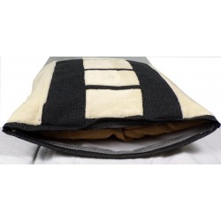 panier ,coussin & couchage déhoussable pour chien et chat  écru et noir  avec fermeture éclair