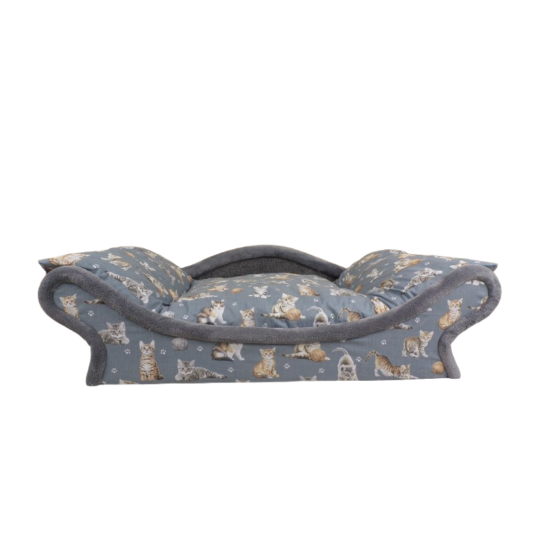 corbeille au confort d'un canapé pour chats réalisé en tissu gris avec des impressions de chats confortable comme un fauteuil