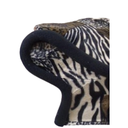 détail du fauteuil spacieux fabrique en France pour chiens- chats en tissu qui imite la fourrure animale