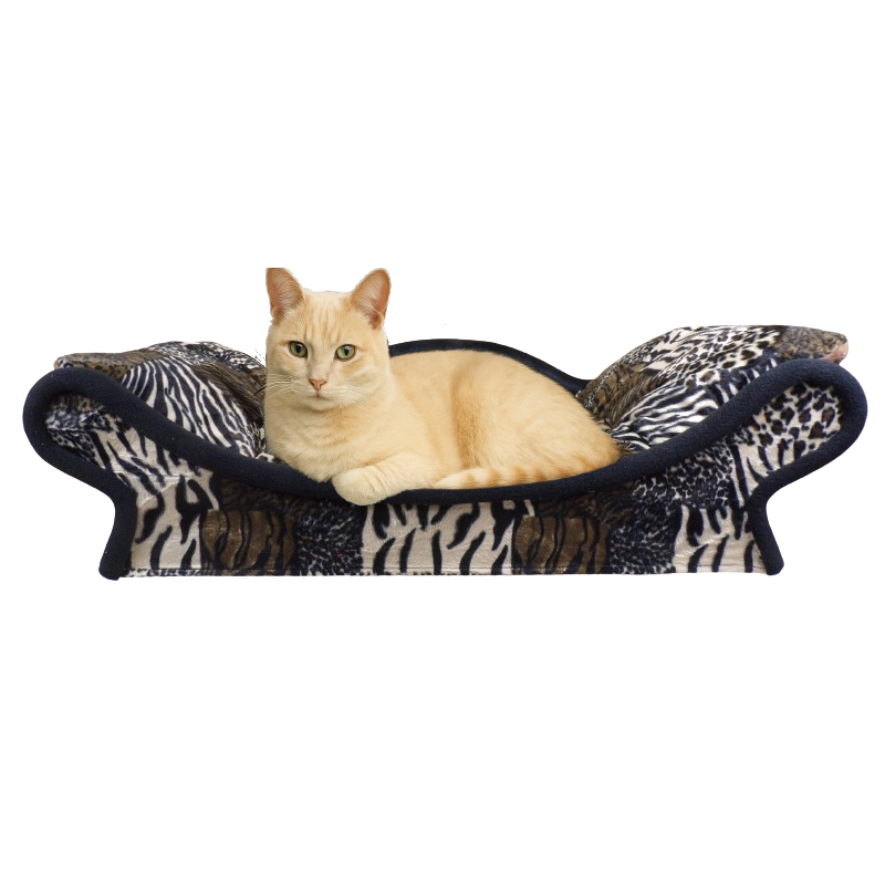 fauteuil spacieux pour chat de couleur clair  fait main en tissu velboa pachwork animaux