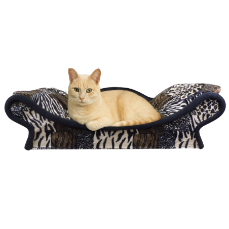 fauteuil spacieux pour chat de couleur clair  fait main en tissu velboa pachwork animaux
