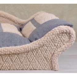 Détail du canapé élégant et ultra-confortable pour animal de compagnie, chien et chat : le coussin amovible douillet