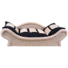 Panier pour chat avec une armature en tissu bouclette écru et un coussin noir et beige clair